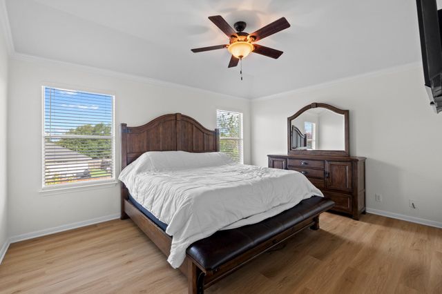 301 Abamillo CT, Hutto, TX 78634