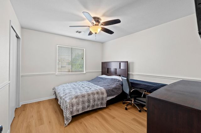 301 Abamillo CT, Hutto, TX 78634