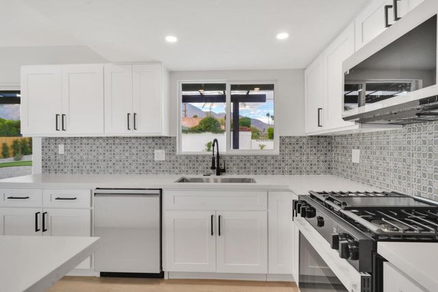 3087 N Biskra Road, Palm Springs, CA 92262