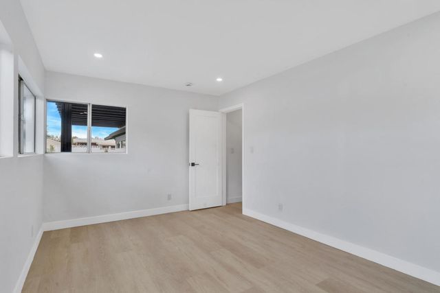 3087 N Biskra Road, Palm Springs, CA 92262