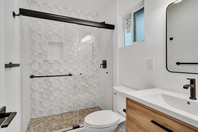 3087 N Biskra Road, Palm Springs, CA 92262