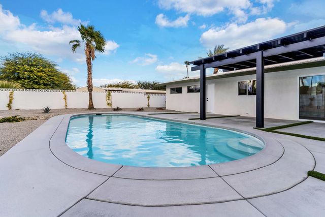 3087 N Biskra Road, Palm Springs, CA 92262