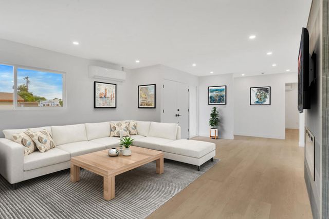 3087 N Biskra Road, Palm Springs, CA 92262