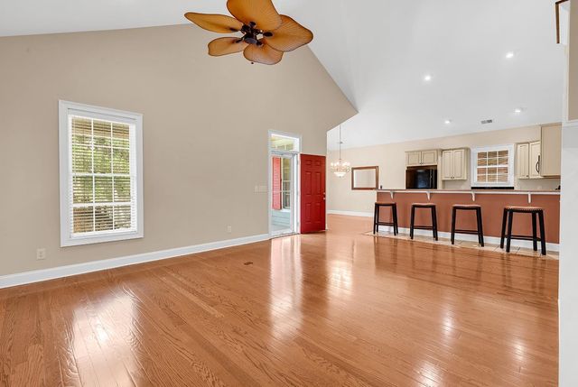 4398 Murrells Inlet Rd., Murrells Inlet, SC 29576