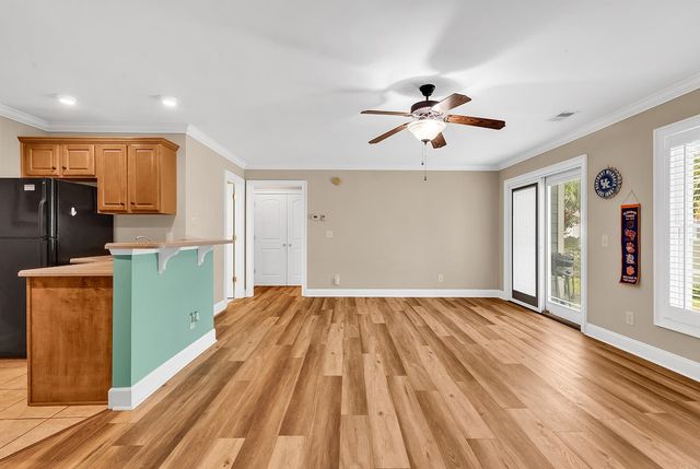 4398 Murrells Inlet Rd., Murrells Inlet, SC 29576