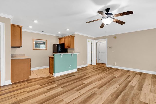 4398 Murrells Inlet Rd., Murrells Inlet, SC 29576