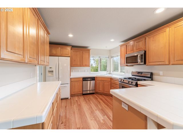 3603 WILD ROSE Loop, West Linn, OR 97068