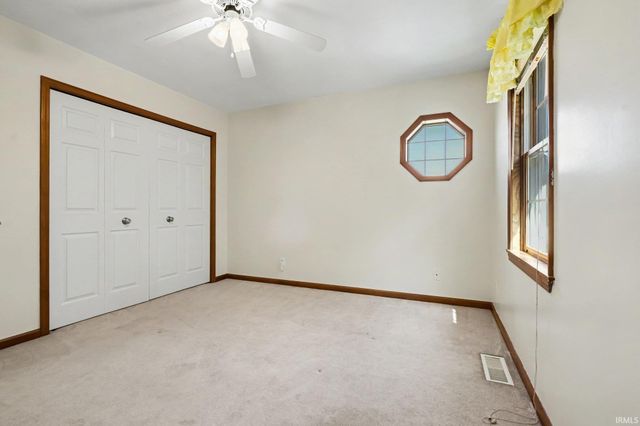 5 Shore Manor Drive, Bristol, IN 46507