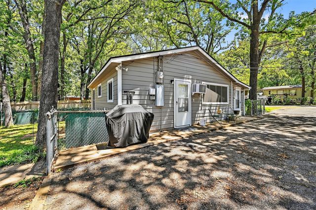 273 Sherman Drive, Pottsboro, TX 75076