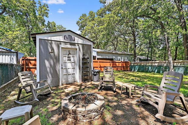 273 Sherman Drive, Pottsboro, TX 75076