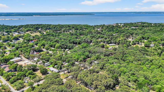 273 Sherman Drive, Pottsboro, TX 75076