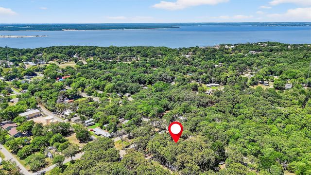 273 Sherman Drive, Pottsboro, TX 75076