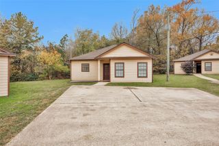 3129 Molly Drive, Huntsville, TX 77340