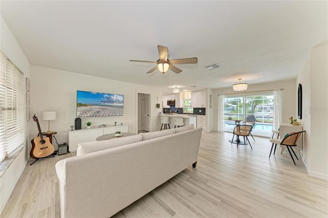 449 W TARPON BOULEVARD NW, Port Charlotte, FL 33952