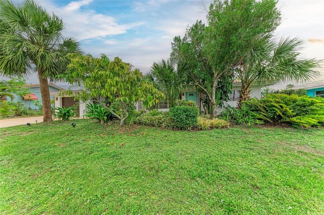 449 W TARPON BOULEVARD NW, Port Charlotte, FL 33952