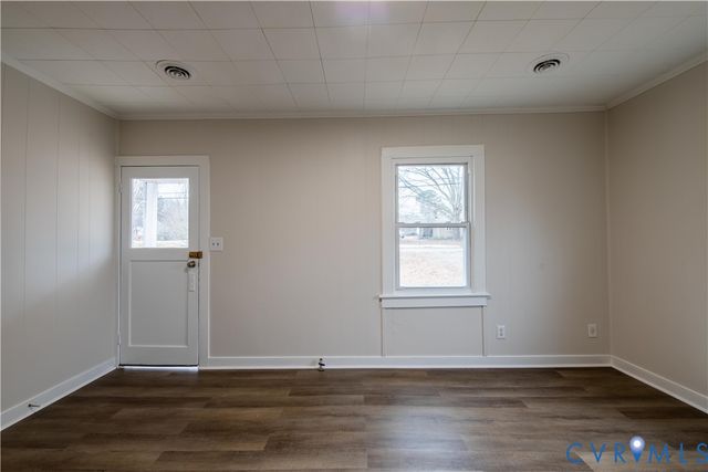 24812 River Rd, Dinwiddie, VA 23803