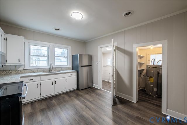 24812 River Rd, Dinwiddie, VA 23803