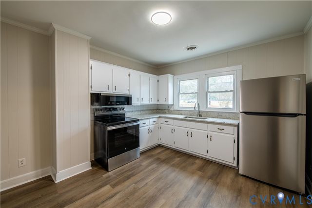 24812 River Rd, Dinwiddie, VA 23803