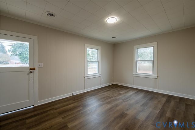 24812 River Rd, Dinwiddie, VA 23803