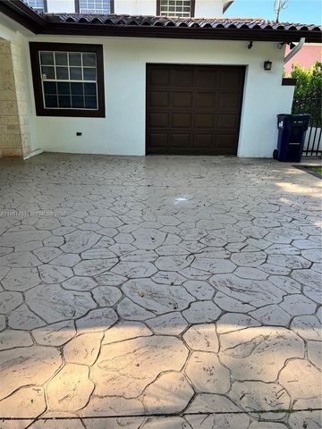 6284 SW 26th St, Miami, FL 33155