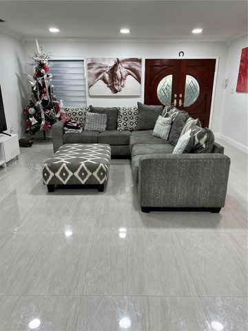 6284 SW 26th St, Miami, FL 33155