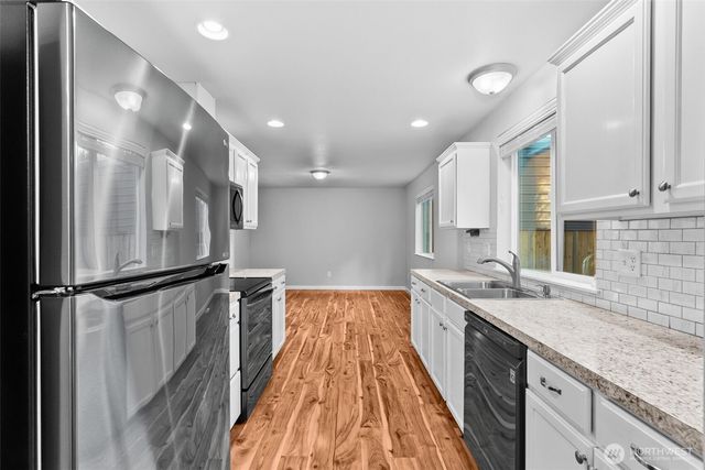 6801 26th Court SE, Lacey, WA 98503