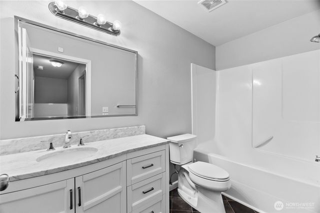 6801 26th Court SE, Lacey, WA 98503