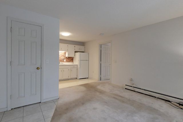 8 Saint James Pl Apt 803, Nashua, NH 03062