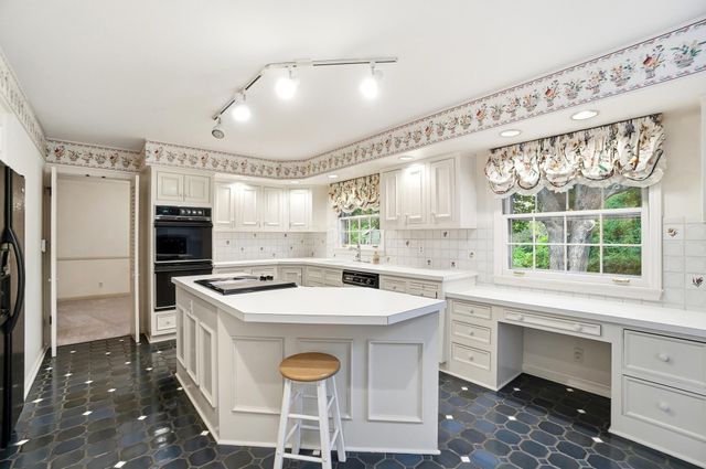 4115 Woodbridge Road, Columbus, OH 43220