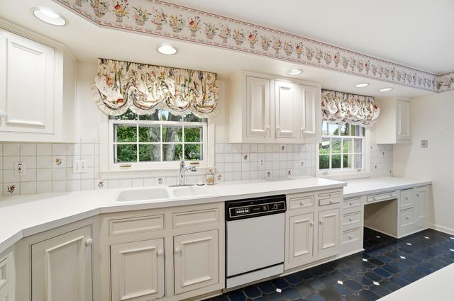 4115 Woodbridge Road, Columbus, OH 43220