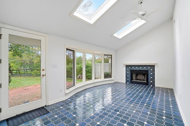 4115 Woodbridge Road, Columbus, OH 43220