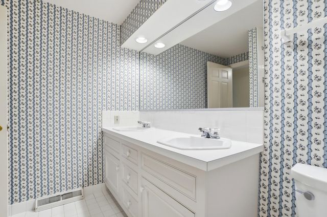 4115 Woodbridge Road, Columbus, OH 43220