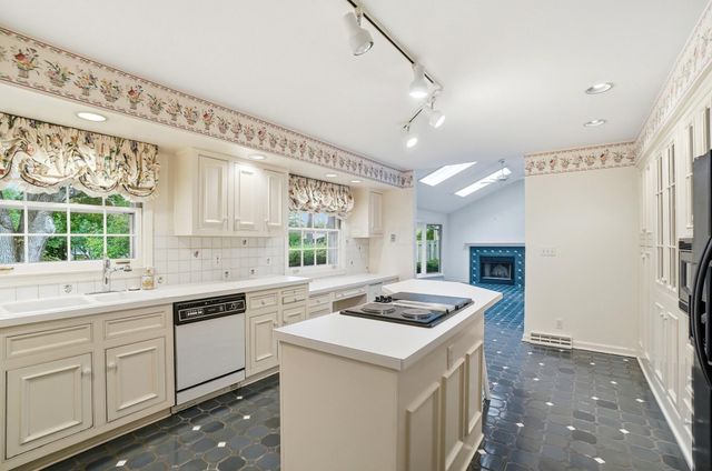 4115 Woodbridge Road, Columbus, OH 43220