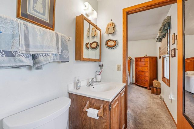 1425 Erin LANE, Waukesha, WI 53188