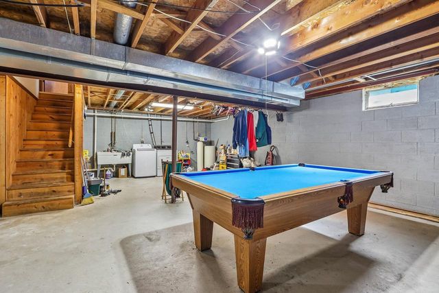 1425 Erin LANE, Waukesha, WI 53188