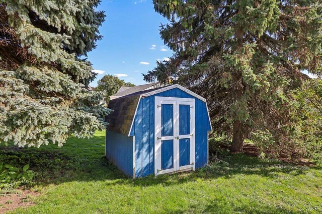 1425 Erin LANE, Waukesha, WI 53188
