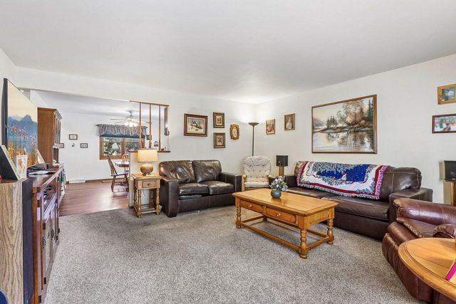 1425 Erin LANE, Waukesha, WI 53188