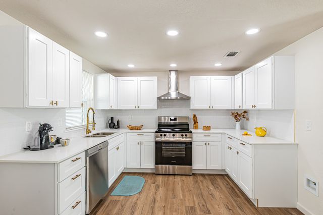 7101 Shadow Bend Drive, Fort Worth, TX 76137