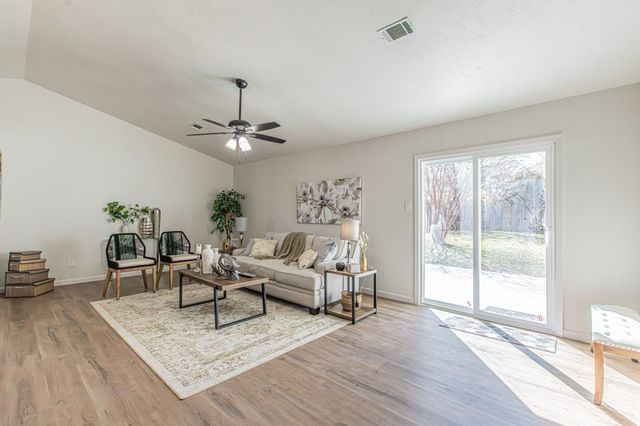 7101 Shadow Bend Drive, Fort Worth, TX 76137