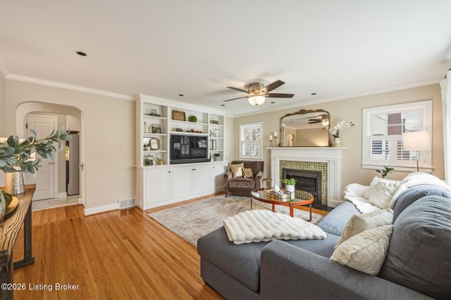 959 Thruston Dr, Louisville, KY 40217