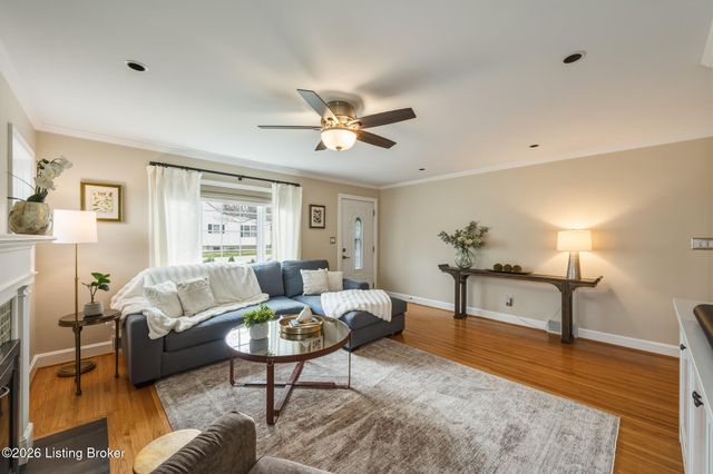 959 Thruston Dr, Louisville, KY 40217