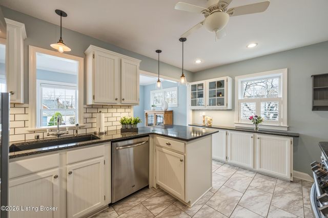 959 Thruston Dr, Louisville, KY 40217