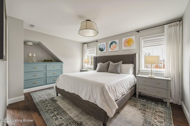 959 Thruston Dr, Louisville, KY 40217