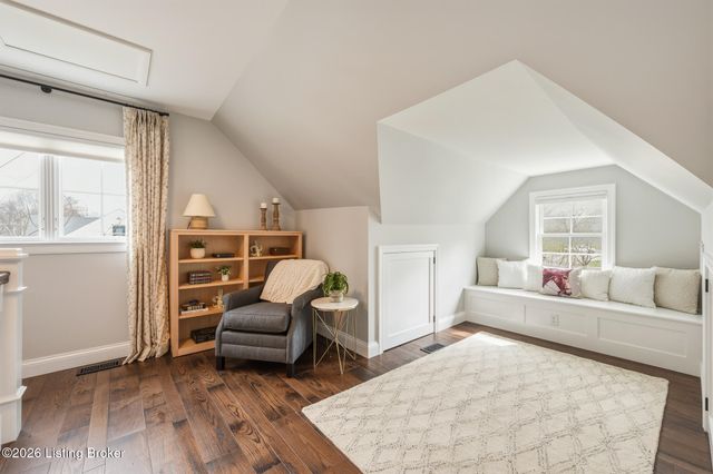 959 Thruston Dr, Louisville, KY 40217