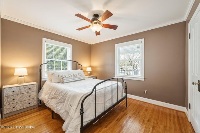 959 Thruston Dr, Louisville, KY 40217