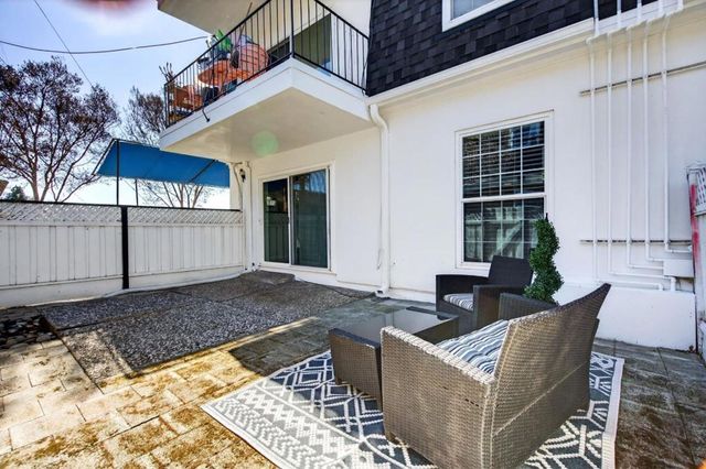 1910 Mount Vernon Court 10, Mountain View, CA 94040