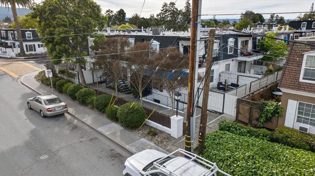 1910 Mount Vernon Court 10, Mountain View, CA 94040