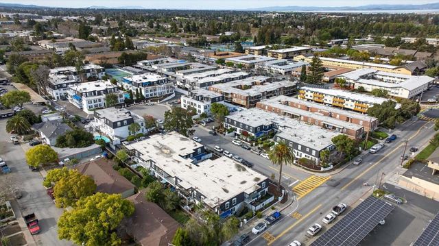 1910 Mount Vernon Court 10, Mountain View, CA 94040