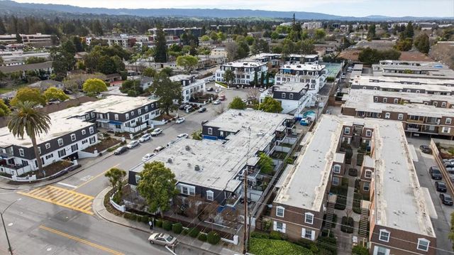 1910 Mount Vernon Court 10, Mountain View, CA 94040