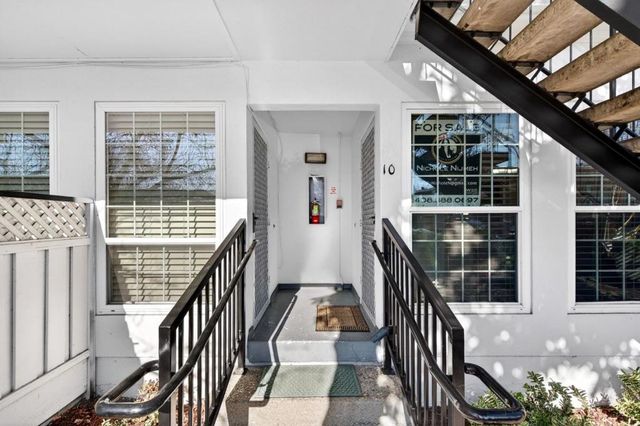 1910 Mount Vernon Court 10, Mountain View, CA 94040